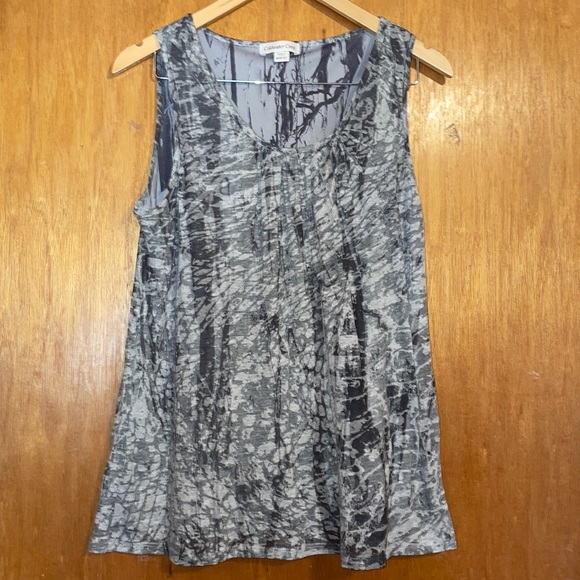 •COLDWATER CREEK•GRAY ABSTRACT PLEATED&SCOOPNECK TANK TOP BLOUSE SIZE MED(8-10) - Picture 2 of 7